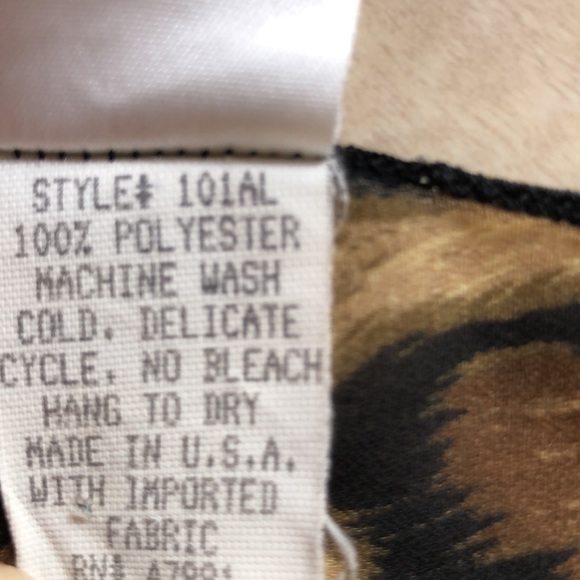 La Palapa Leopard Print Wrap - Picture 9 of 12